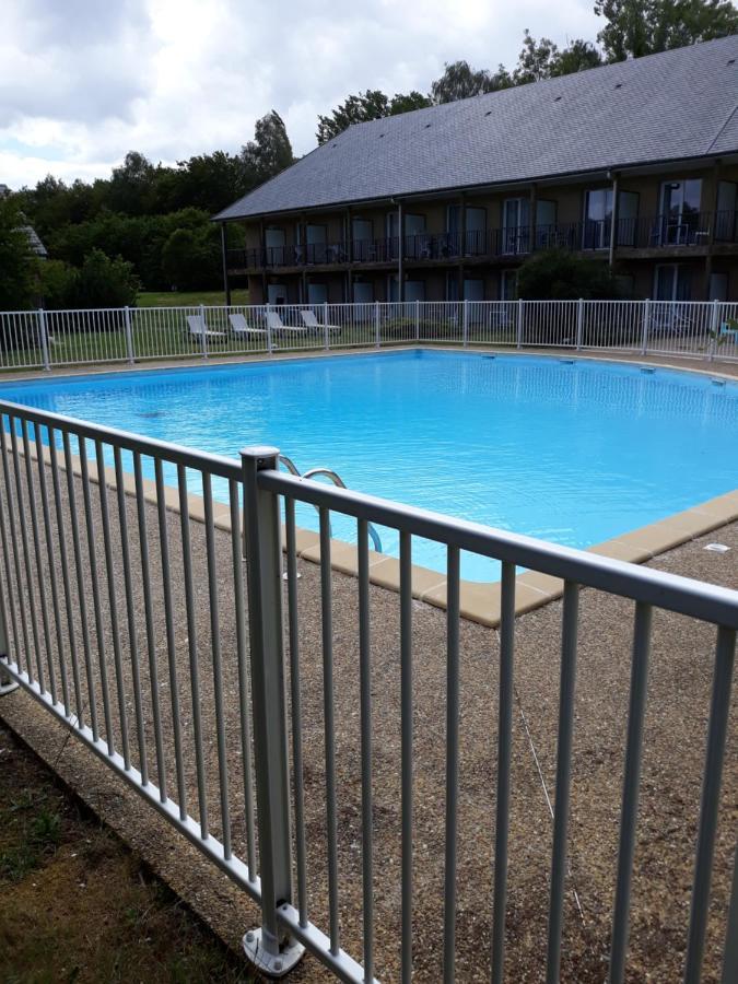 Proche Honfleur Gite Avec Piscine Équemauville Esterno foto